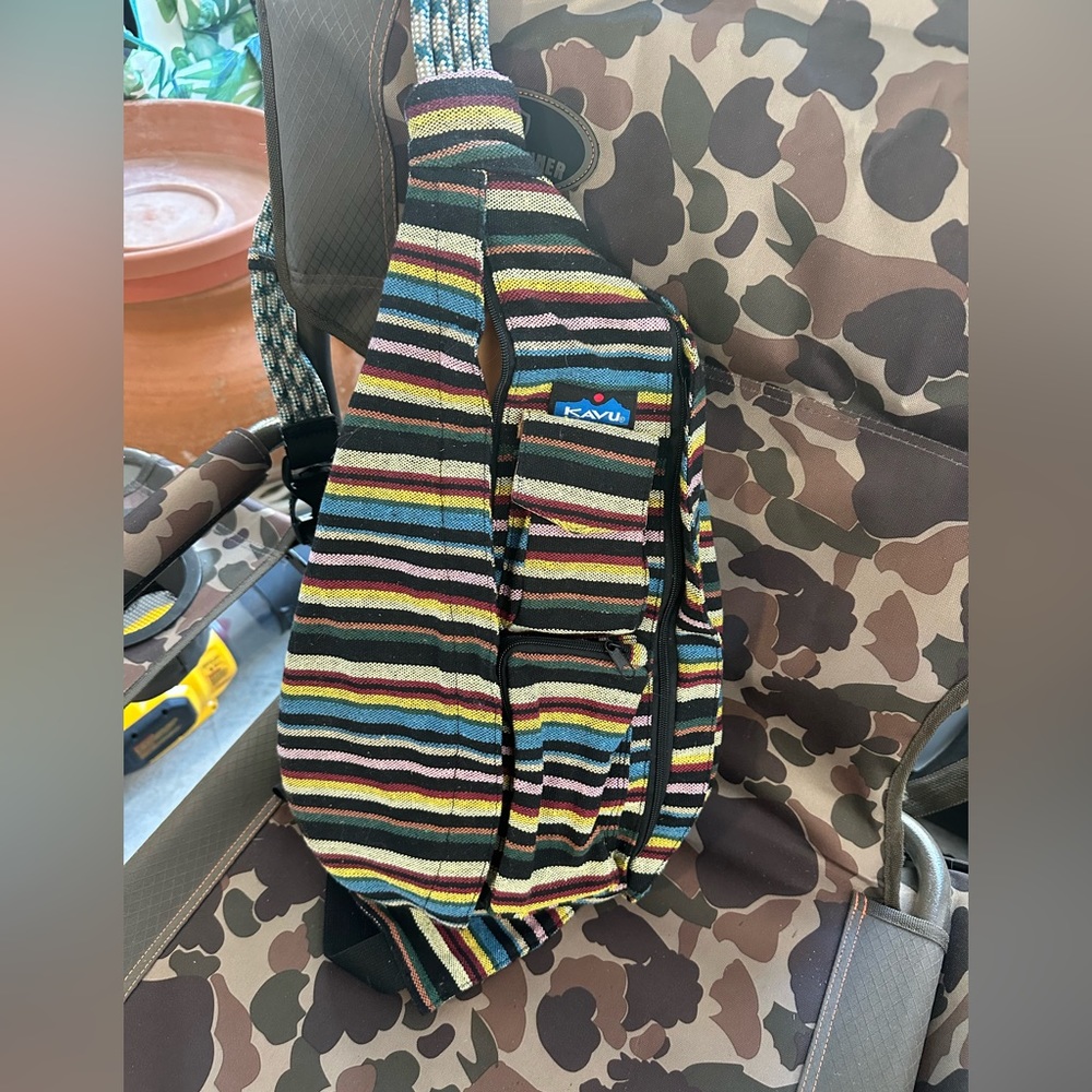 KAVU